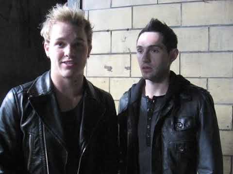 V-Factory "LOVE STRUCK" Behind-the-Scenes!