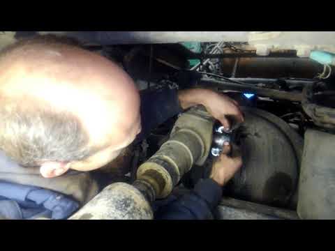 installing axle 3rd member on semi truck