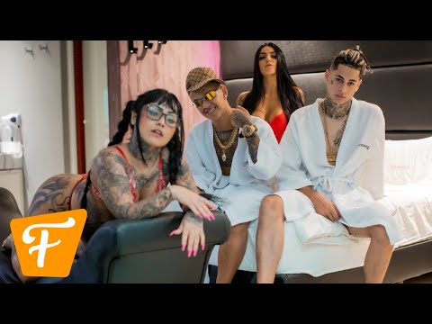 MC Riquinho e MC Farias - Vai no Chão (Funk Explode)