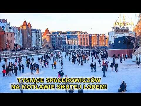 Tysiące spacerowiczów na Motławie skutej lodem w Gdańsku.1.2.2026.