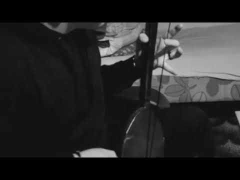 Čiča GOREio - Zemljom hodaš i ona će tobom