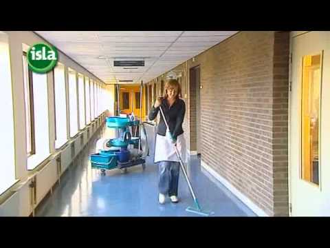 Isla Moos commercial 1