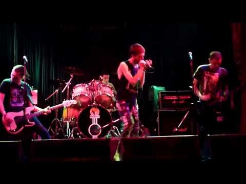 KOB 82 ao vivo no Hangar 110, São Paulo - 23.04.2011