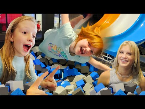 ADLEY & NASTYA NiNJA JUMP PARK!! Payton teaches GYMNASTiCS & Ninja Kidz trampoline tricks!