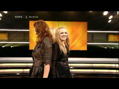 X Factor 2010 Denmark - The Fireflies synger "Wake Me Up When September Ends"  - Live show 3 [HD]