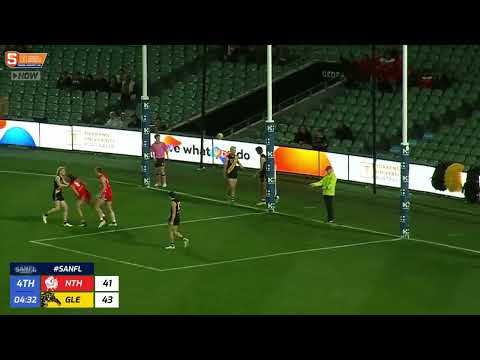 U18 Torrens University Cup GF - North's Ollie Dignan curls through his set shot