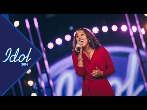 Norea Sandberg sjunger We don't talk anymore i Idol 2016 - Idol Sverige (TV4)