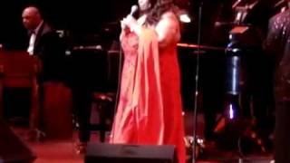 Aretha Franklin  Singing The  Gospel    Precious Memories 2010