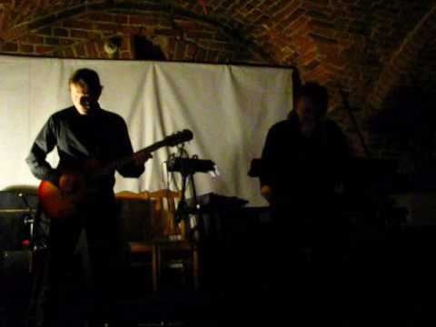HALF LIGHT - koncert w Piwnicy Pod Aniołem w Toruniu 10-01-2010 roku