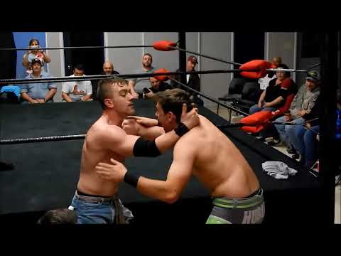 Charlie Hubley vs Dylan Davis