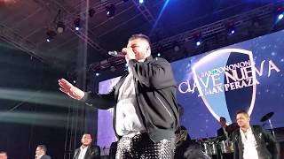 Con la mano en la biblia | Bandonona Clave Nueva de Max Peraza Pachuca