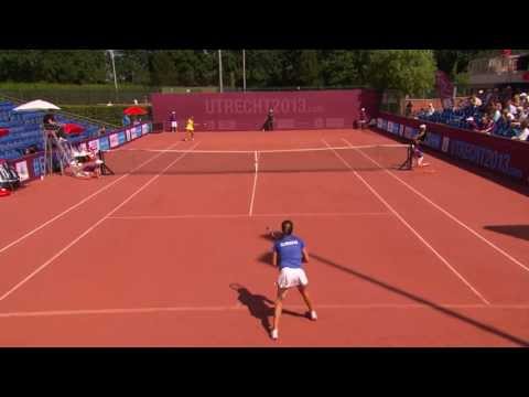 EYOF2013 TENNIS (G) KUZMOVA (SVK) BEATS KRUZHKOVA (RUS)