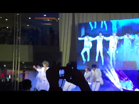 [FANCAM] 120112 ZE:A at Trinoma - Heart For 2