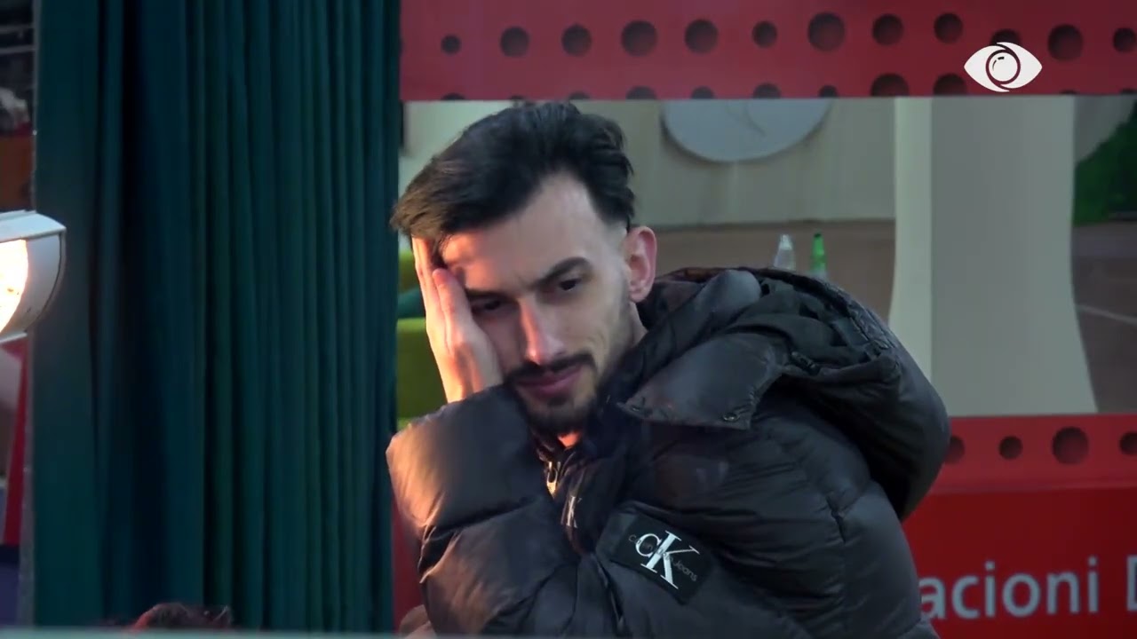 “Po i lëvizte mjekra nga paqartësia…”/ Stine bisedon me banorët