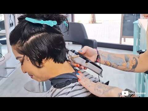 OMG! Are you shaving my nape?