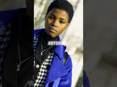 9x16 Model Victoria Fawole Street Style Video Outside Givenchy FW 23 Show