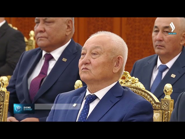 Kazakistan Devlet başkanı, su yönetimi çalışanlarına devlet ödülleri takdim etti