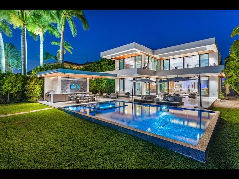 $47,500,000 Mansion in Miami Beach – 5718 North Bay Road – Listed With Nelson Gonzalez