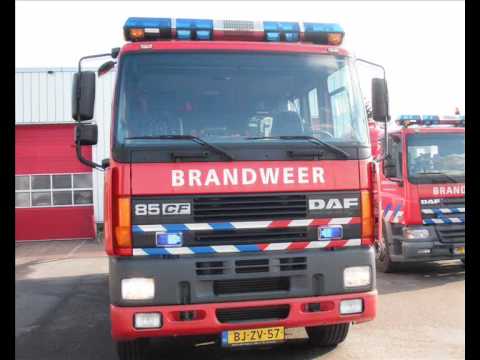 Foto / Video compilatie: Bezoekje Brandweer Kazerne Botlekweg in de Botlek (CE 54-1 HA 54-1 CE 50-1)