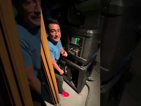 This is what Cinépolis projectors look like.