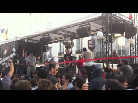 Dope D.O.D - Live on a truck in Paris, FUCKING AMAZING !!!! (Sept 2012)