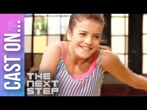 Cast On: What's with Riley? - The Next Step