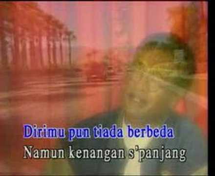 download lagu mp3 mp4 Broery Marantika Sepanjang Jalan Kenangan, download lagu Broery Marantika Sepanjang Jalan Kenangan gratis, unduh video klip Broery Marantika Sepanjang Jalan Kenangan