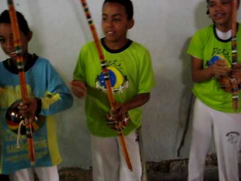 PETI Vit da Conquista--oficina de Berimbau 2010