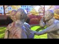 LOVE IS EVERYTHING (JANE SIBERRY) vs. LAST CONVERSATION PIECE (JUAN MUNOZ)