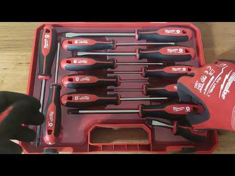 MILWAUKEE tournevis  mécanicien menuisier plombier