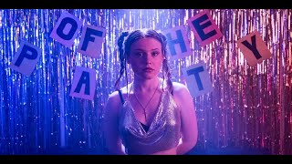 Housewife – “Life Of The Party”