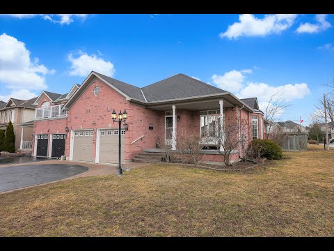 SOLD 570 Faywood Cres Oshawa | 5 Bedroom Bungalow With Finished Basement 2021