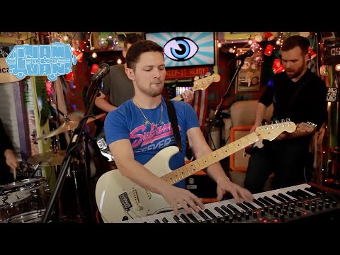 SATCHMODE - "Don't Give Up On Me" (Live at JITV HQ in Los Angeles, CA 2017) #JAMINTHEVAN