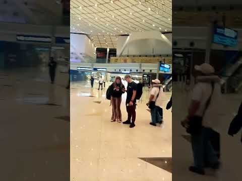 Lojas duty free no Aeroporto de Jeddah #Shorts