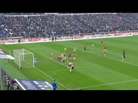 05.11.2023 Hannover 96 - Eintracht Braunschweig (Freistoß Leopold)