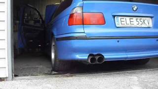 preview picture of video 'Wymiana uszczelki pokrywy zaworow BMW 540 M62 B44 Replacing the valve cover gasket BMW 540i M62 B44'