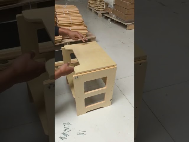 Vídeo relacionado con Torre de Aprendizaje Montessori 12 en 1 ATAA Madera Natural Altura Regulable Actividades sensoriales Juguete Educativo niños Desde 1 año