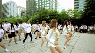 AOA - ELVIS FLASH MOB EVENT