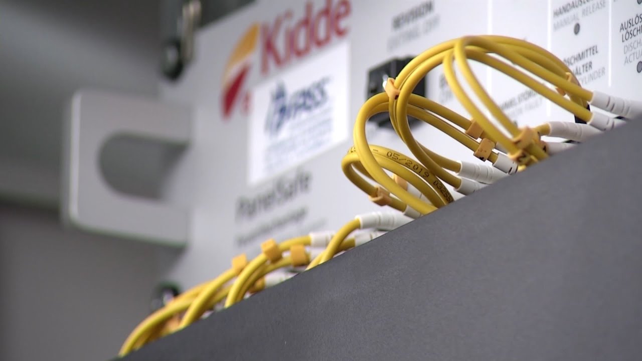 ZPRÁVY - Kybernetické výukové centrum