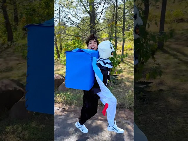 Vídeo relacionado con Disfraz de Terrifier Adulto Niño, Terrifier Disfraz, Traje Terrifier, Terror Asesino Sangriento Disfrace con accesorios, como sombrero, máscara, guantes, daga de plástico y bolsa de plástico (Kind-L)
