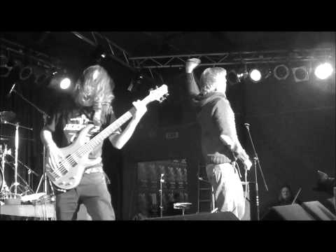 Wagars - Velnezers @ "Melnā Piektdiena" (latvian crust/metal)