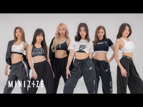 LE SSERAFIM (르세라핌) - ‘FEARLESS’ Quick Zoom | Cover by MINIZIZE FROM THAILAND
