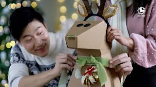 California Lottery Couple arrives dressed as reindeer for Christmas