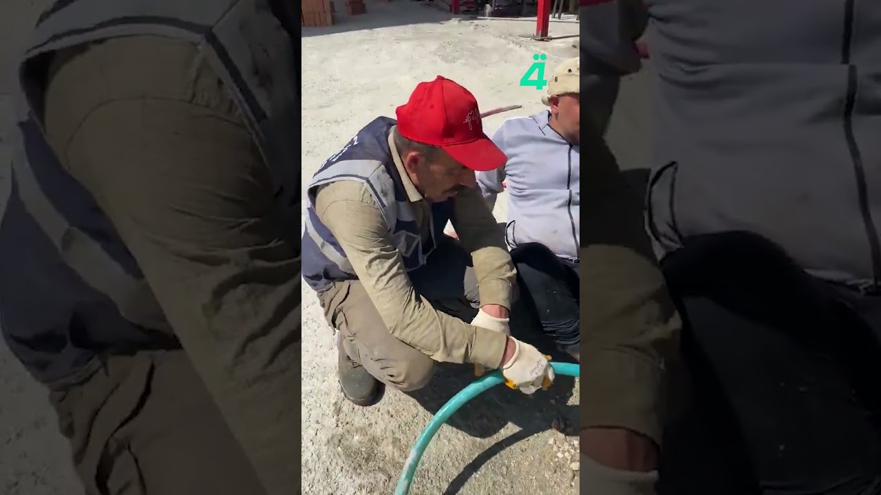 فيديو | لحظة طريفة.. الخرسانة تتصلب داخل حذاء عامل أثناء العمل دون أن ينتبه