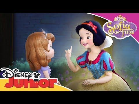 Snow White Helps Sofia to be Brave | Sofia the First | Official Disney Channel Africa