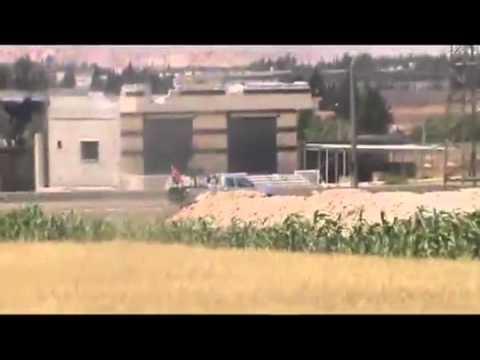 آلية مدمرة بعد استهدافها من قبل لواء أحرار الشمال في مدينة حلب