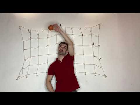 Урок 6. Два мяча одной рукой. Жонглирование с Павлом Горским.