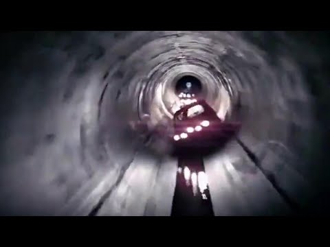 Climatic Mini Cooper car-chase (Michael Caine) | The Italian Job (1969) CLIP 2/3