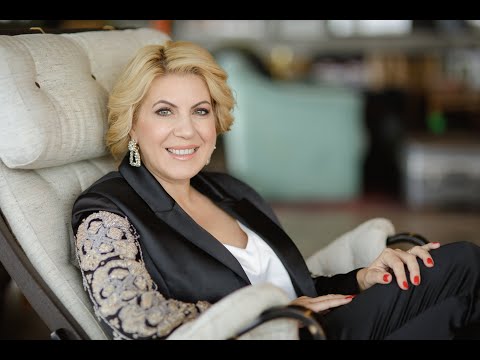 ANSWEAR TOP LADIES - Cristina Chiriac