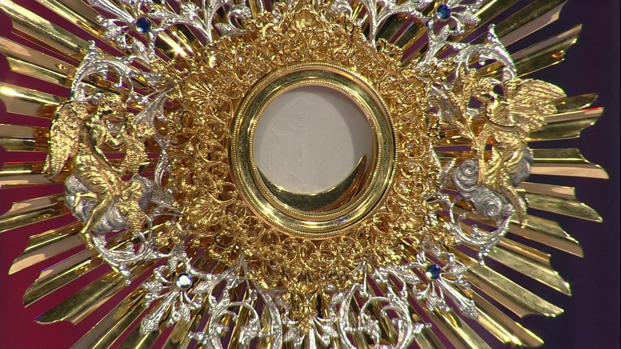 Oração da Irmã Luiza pelas famílias diante do Santíssimo Sacramento